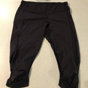 Lululemon cropped pants